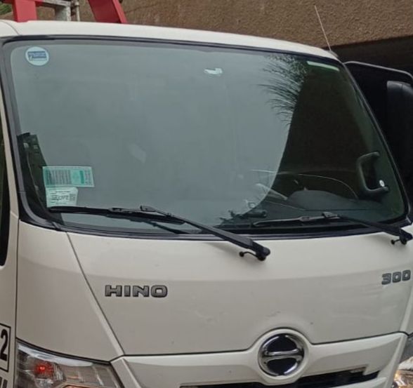 Polarizado en camioneta de trabajo